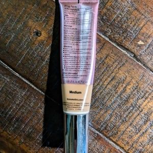 It Cosmetics Your Skin but Better Correcting Illuminating Full Coverage Cream